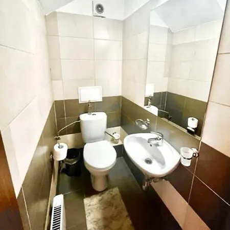 شقة Alexander Services *